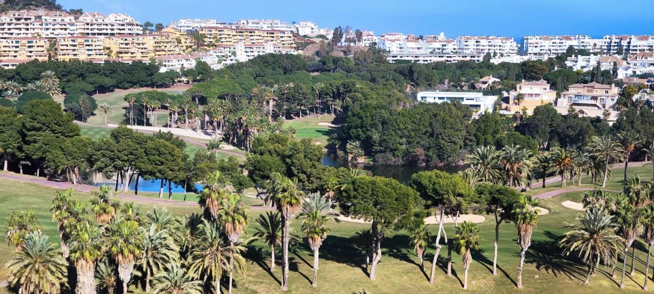 Sea Apartment Con Vistas Al Mar Benalmádena Exterior foto